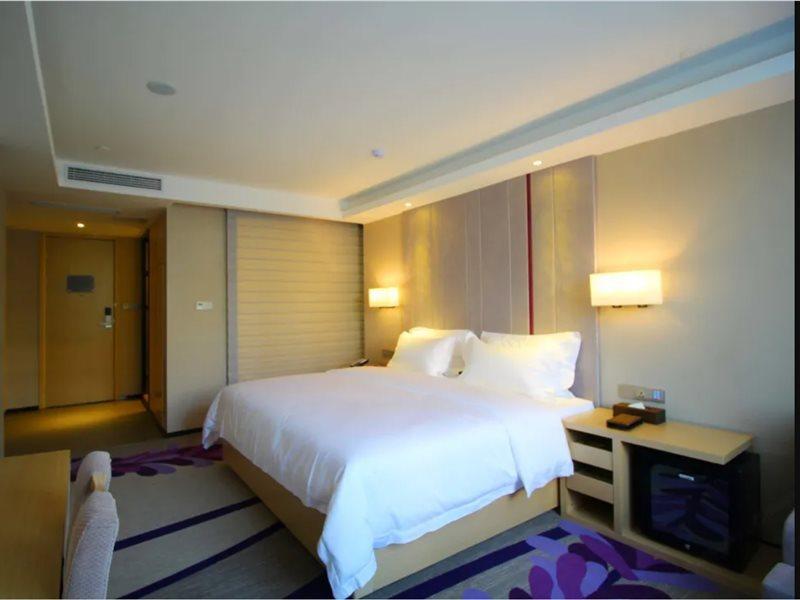 Lavande Hotel Jiujiang Xunyang Road Walking Street מראה חיצוני תמונה