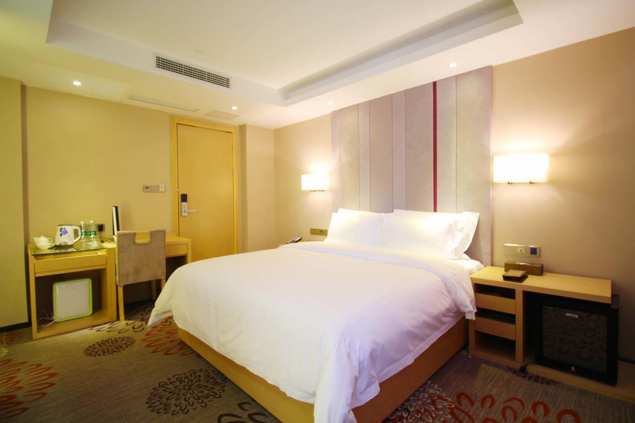 Lavande Hotel Jiujiang Xunyang Road Walking Street מראה חיצוני תמונה